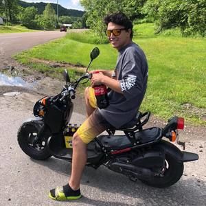 Meet your Posher, Dylan